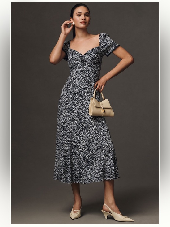 Reformation Dresses & Skirts - Reformation Navy and White Printed Sweetheart Midi Dress